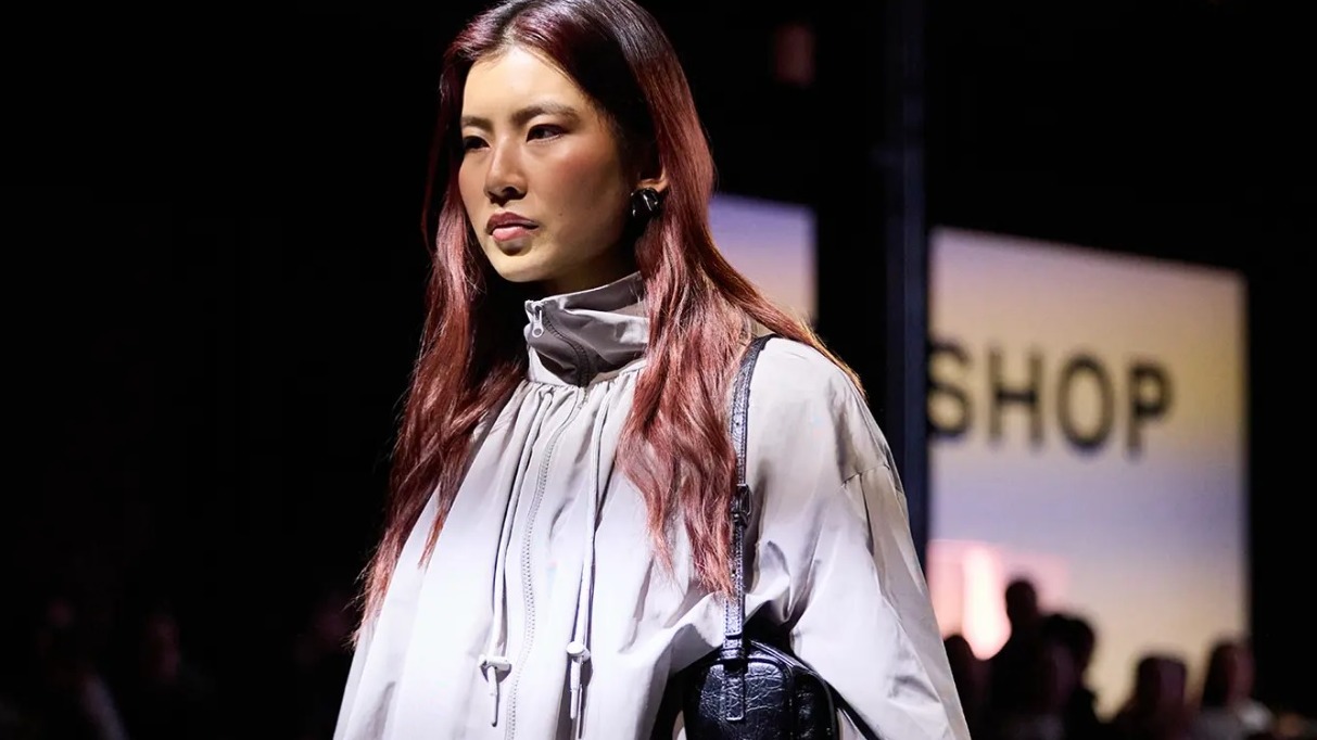Topshop holds ‘world’s first’ AI-driven shoppable fashion show - Retail ...